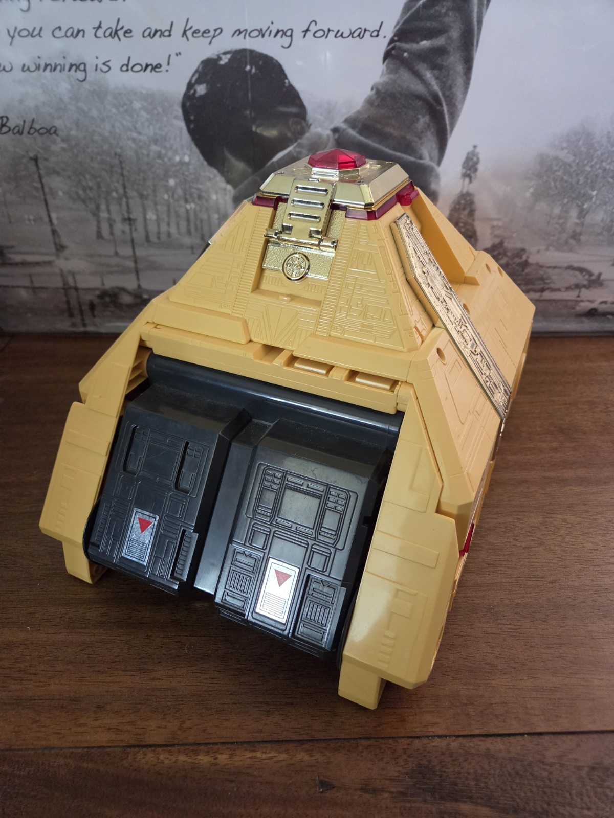 1996 Power Rangers Zeo Pyramidas Transforming Pyramid Carrier Zord *INCOMPLETE*