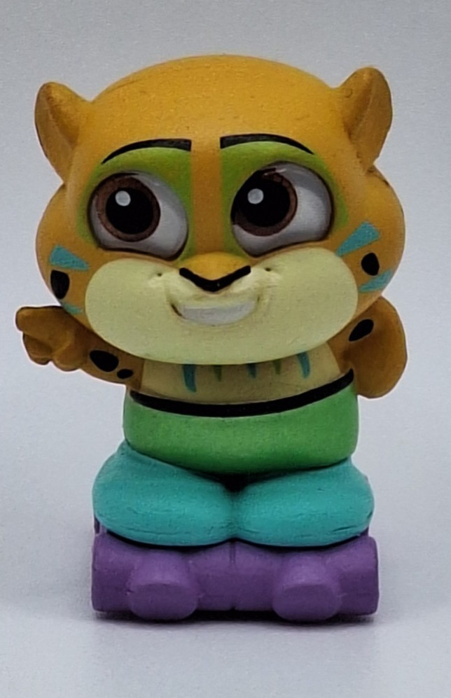 Disney Doorables ~ Lets Party Series 14 ~ Skate Party ~ Clawhauser