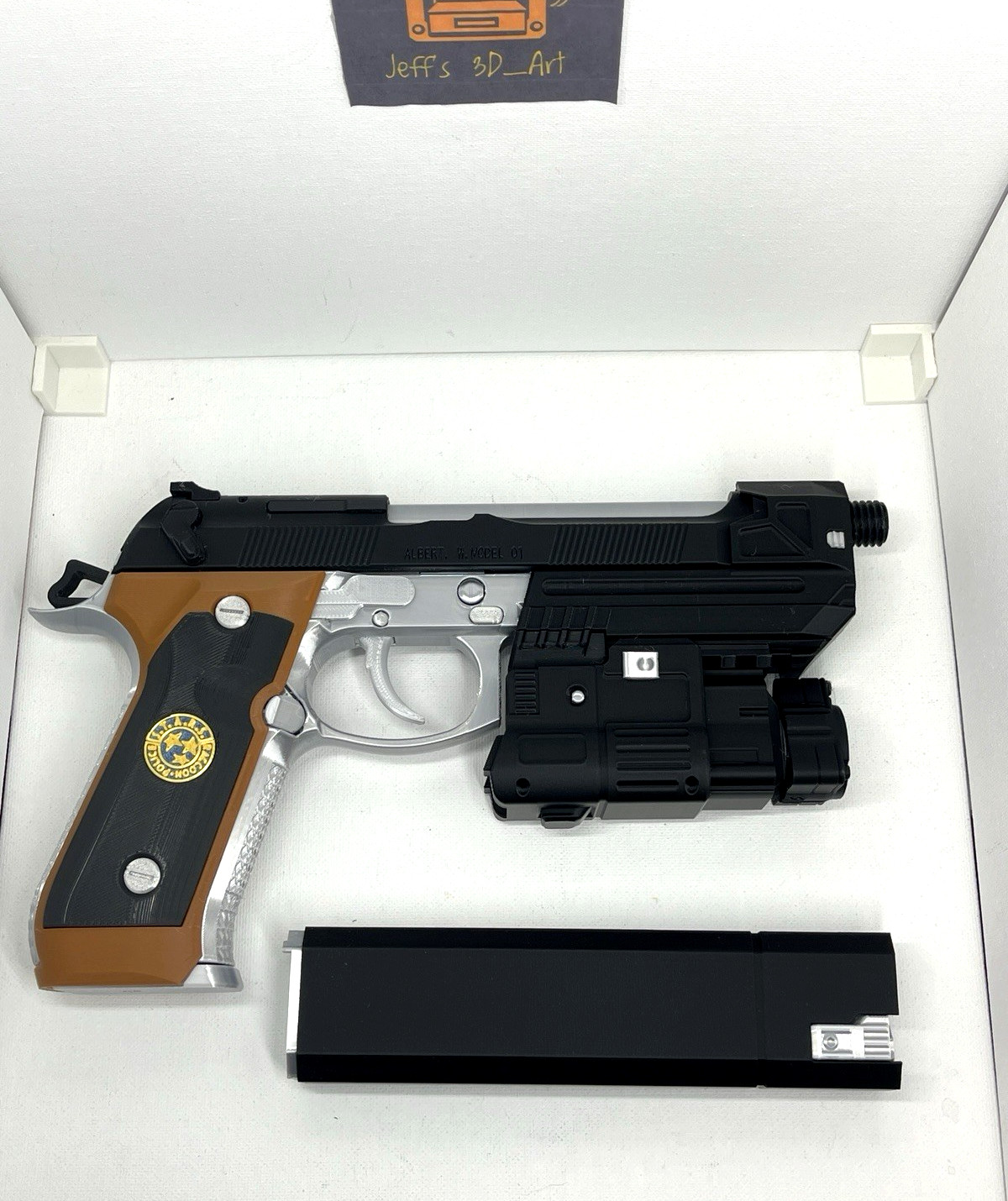 Resident Evil – Beretta 92F Samurai Edge / Wesker Moving Slide 1:1 Prop Cosplay