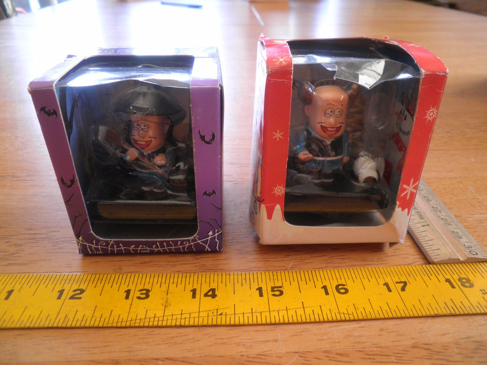 Old Master Q lot of 2 figures MIB 2008 OMQ Zmedia Halloween Christmas 45th annv