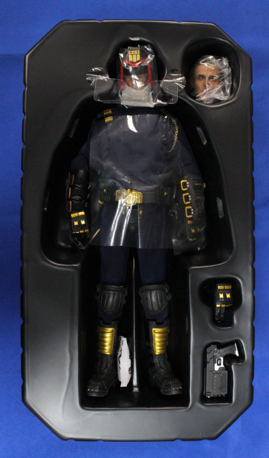 Virtual Toys 2019 Justice Judge Dredd Sylvester Stallone 1:6 Action Figure RARE