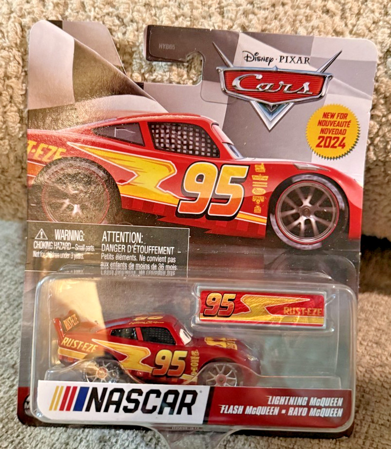 Disney Pixar Cars NASCAR Rust-EZE 95 NEW