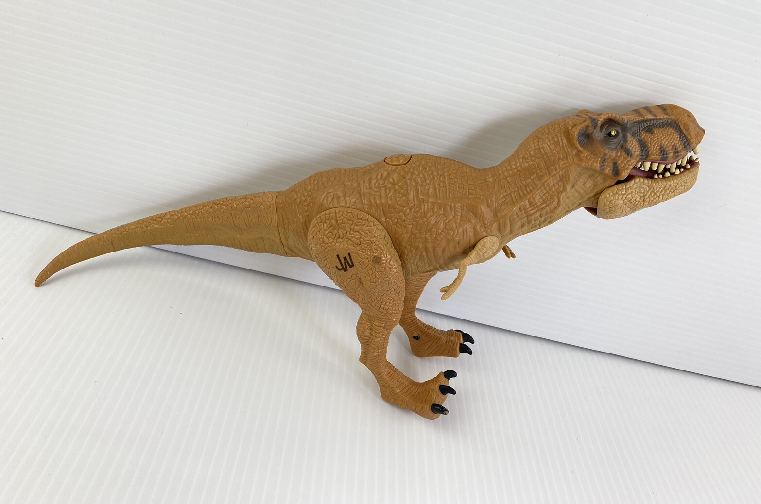 Jurassic World Chomping T-Rex Hasbro Biting Action Figure Dinosaur Toy 16” 2015