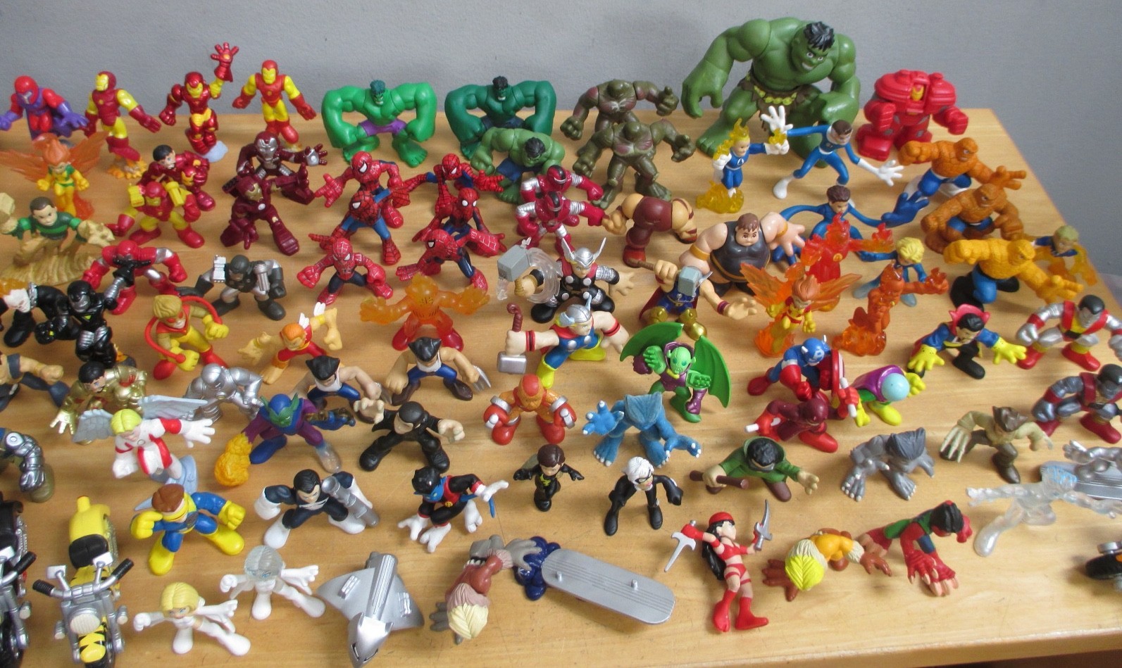 85 Marvel Superhero Squad 3” Figure Lot Hulk Spiderman Dr Strange