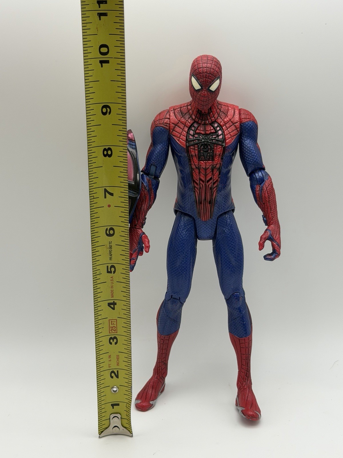 2012 Hasbro Marvel The Amazing Spider-Man Talking Light Up 10″ Action Figure