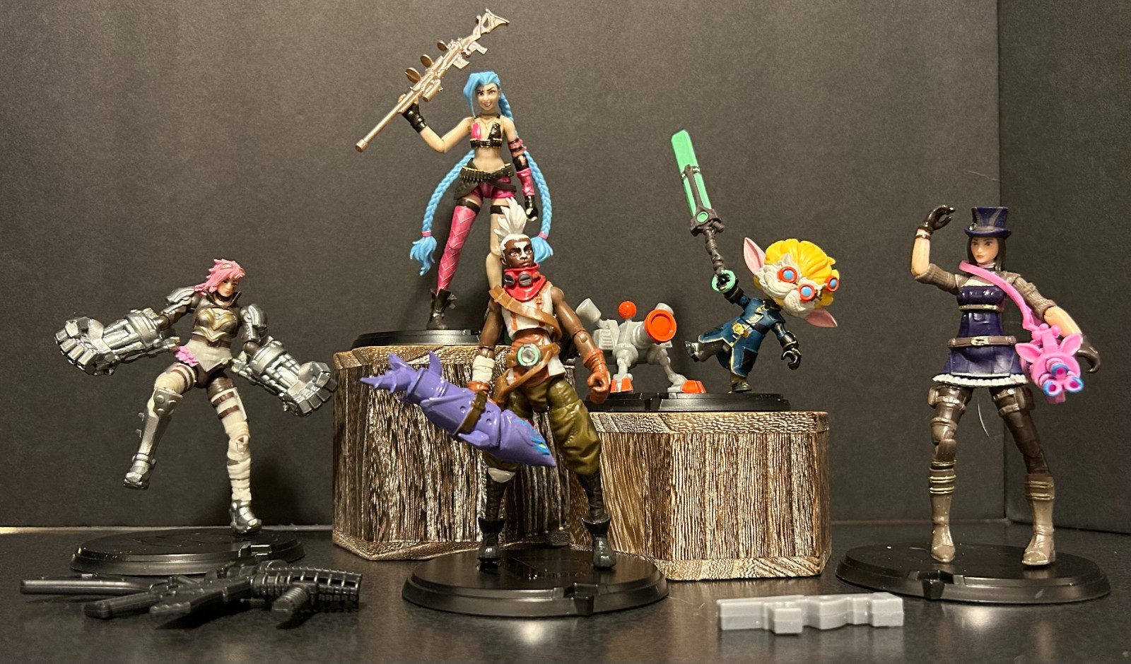 League of Legends Figure Lot Jinx Vi Caitlyn Ekko Heimerdinger Riot Arcane