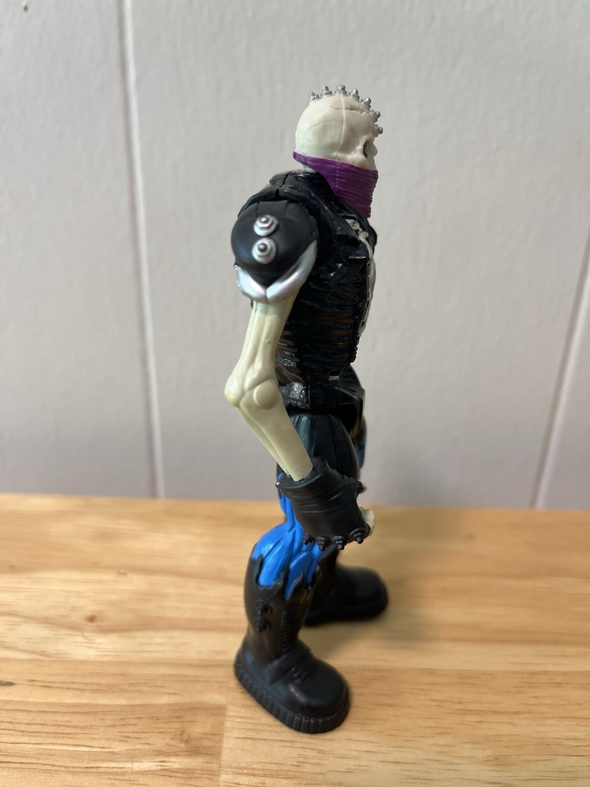 Monster Jam Son UVA Digger Scrap Creatures 1:64 Scale Skeleton Figure