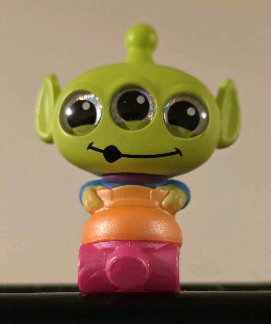 Toy Story Alien – Series 14 Skate Party Disney Doorables Lets Party