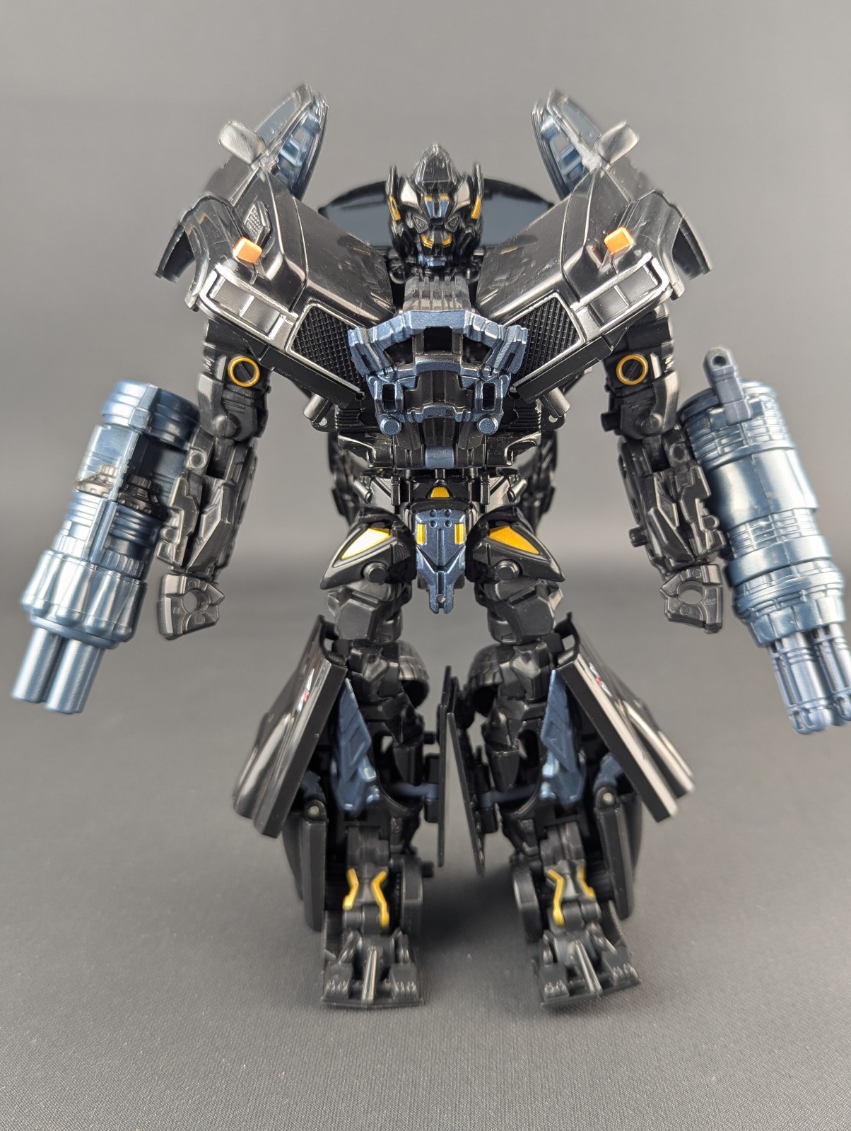 Transformers 2007 Movie Ironhide complete Hasbro Voyager Class