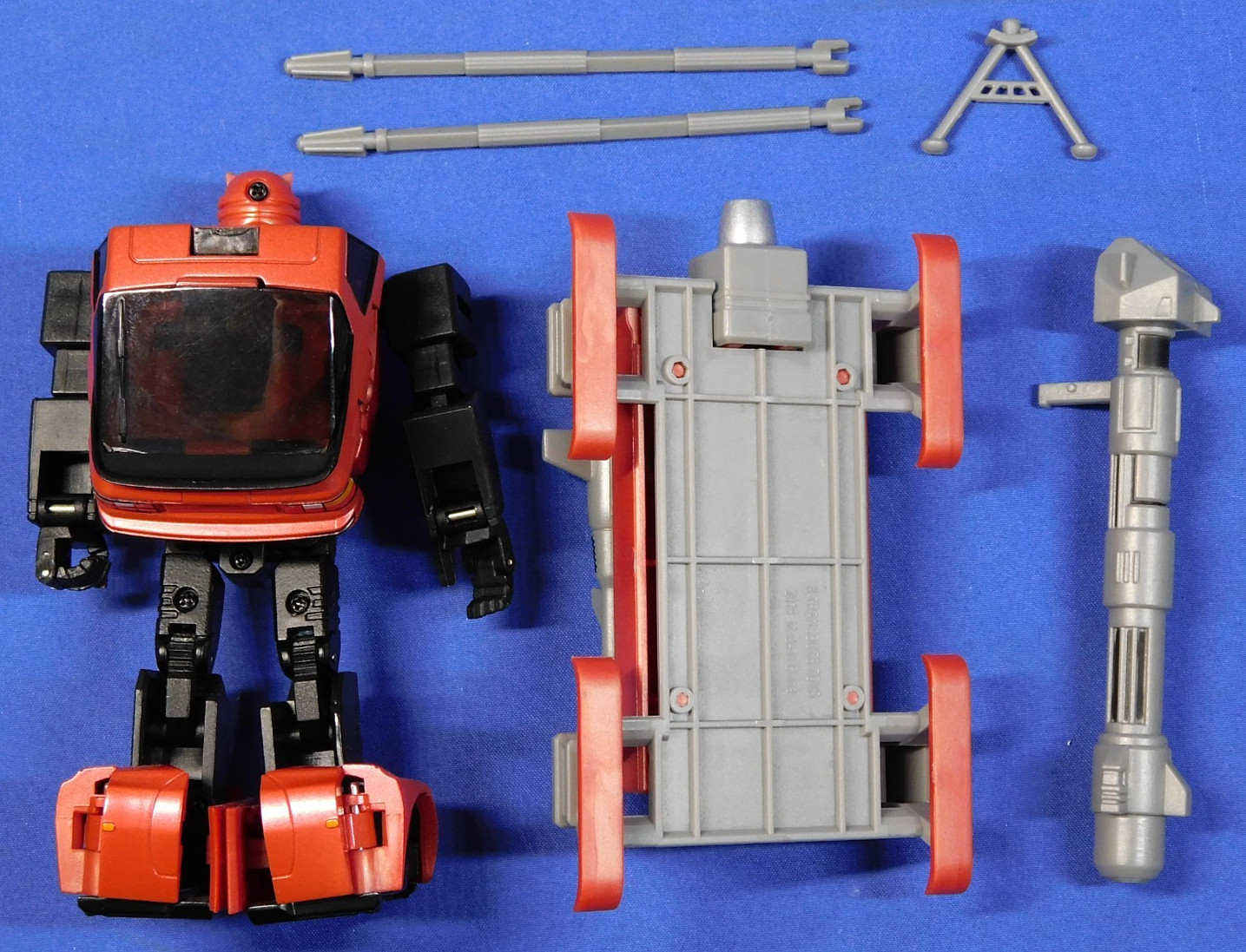 X-TRANSBOTS MM-XIR RED CLIFF G2 MP SCALE COMPLETE JUMPER