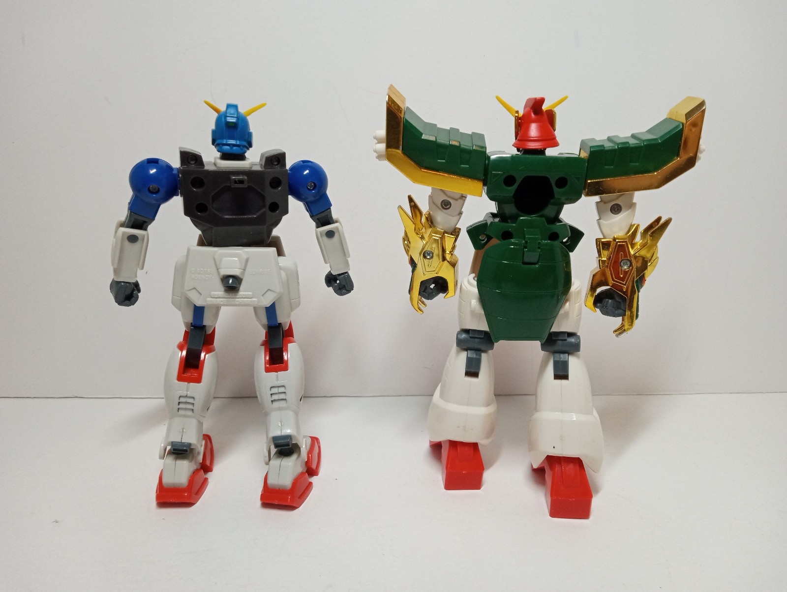 Lot Mobile Fighter Gundam Dragon Maxter 7″ Figure Bandai 2001 + Zoids White Lion