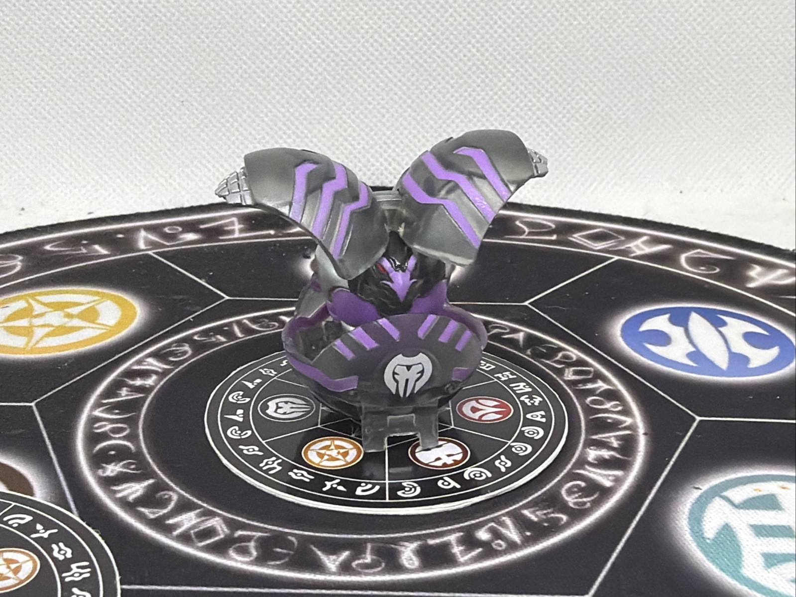 Bakugan Battle Brawlers B1 Darkus Translucent Falconeer Japan Import VHTF