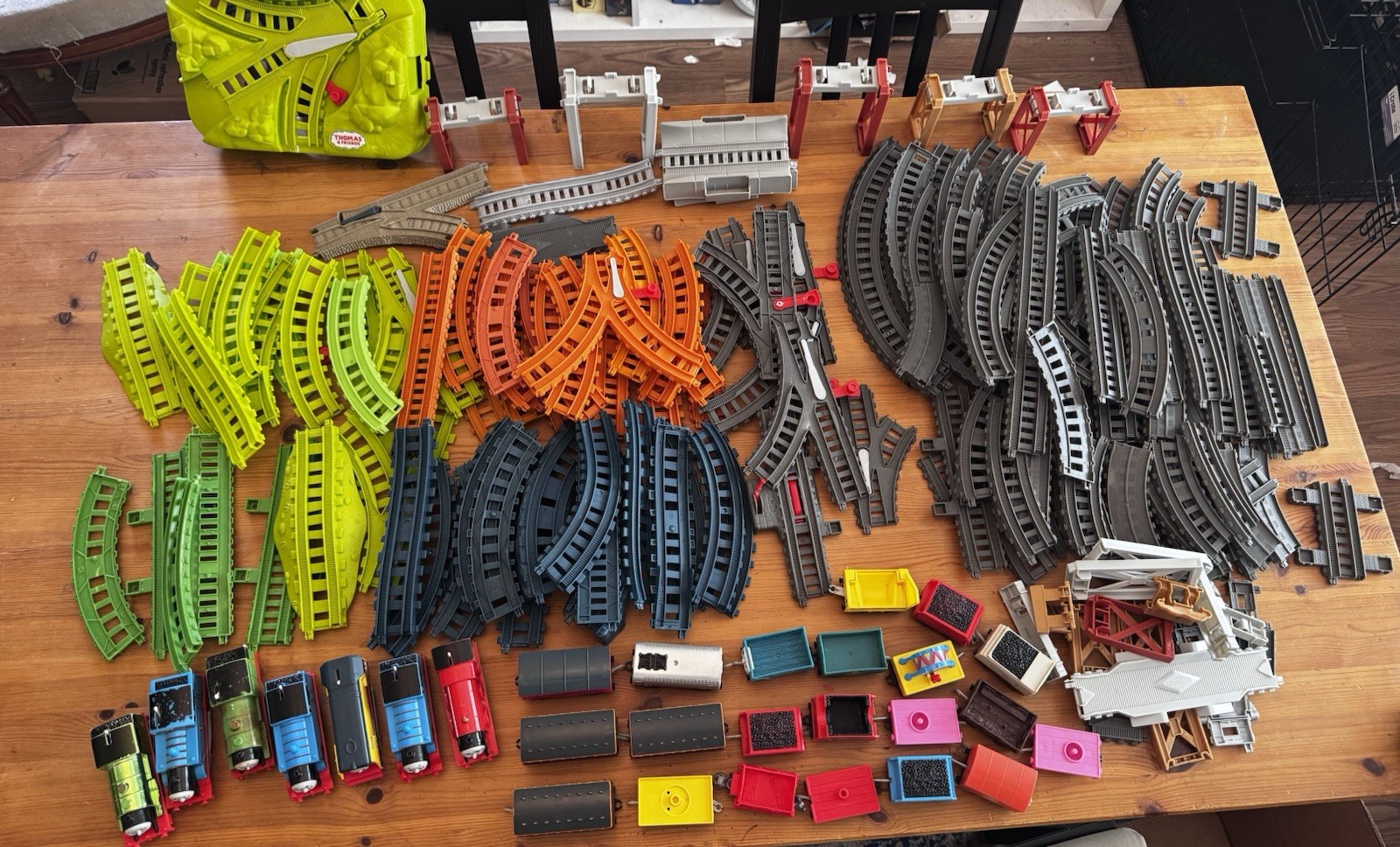 HUGE Thomas The Train TrackMaster Trains/Engines/Track Lot – 100s Of Track
