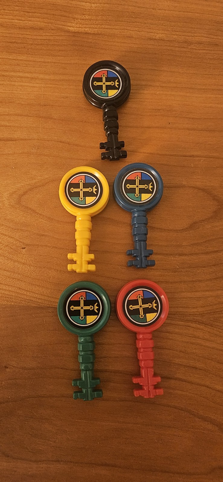 Panosh Place Voltron Yellow Green Red Blue Black Lion Keys 1984 Full SET 5