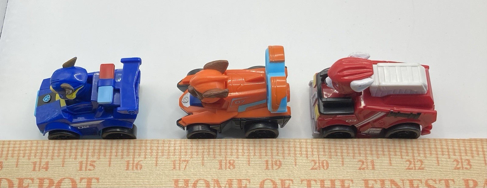 Lot Of 3 Paw Patrol Collectible Vehicles Designed For Children Aged 3 And Up.
