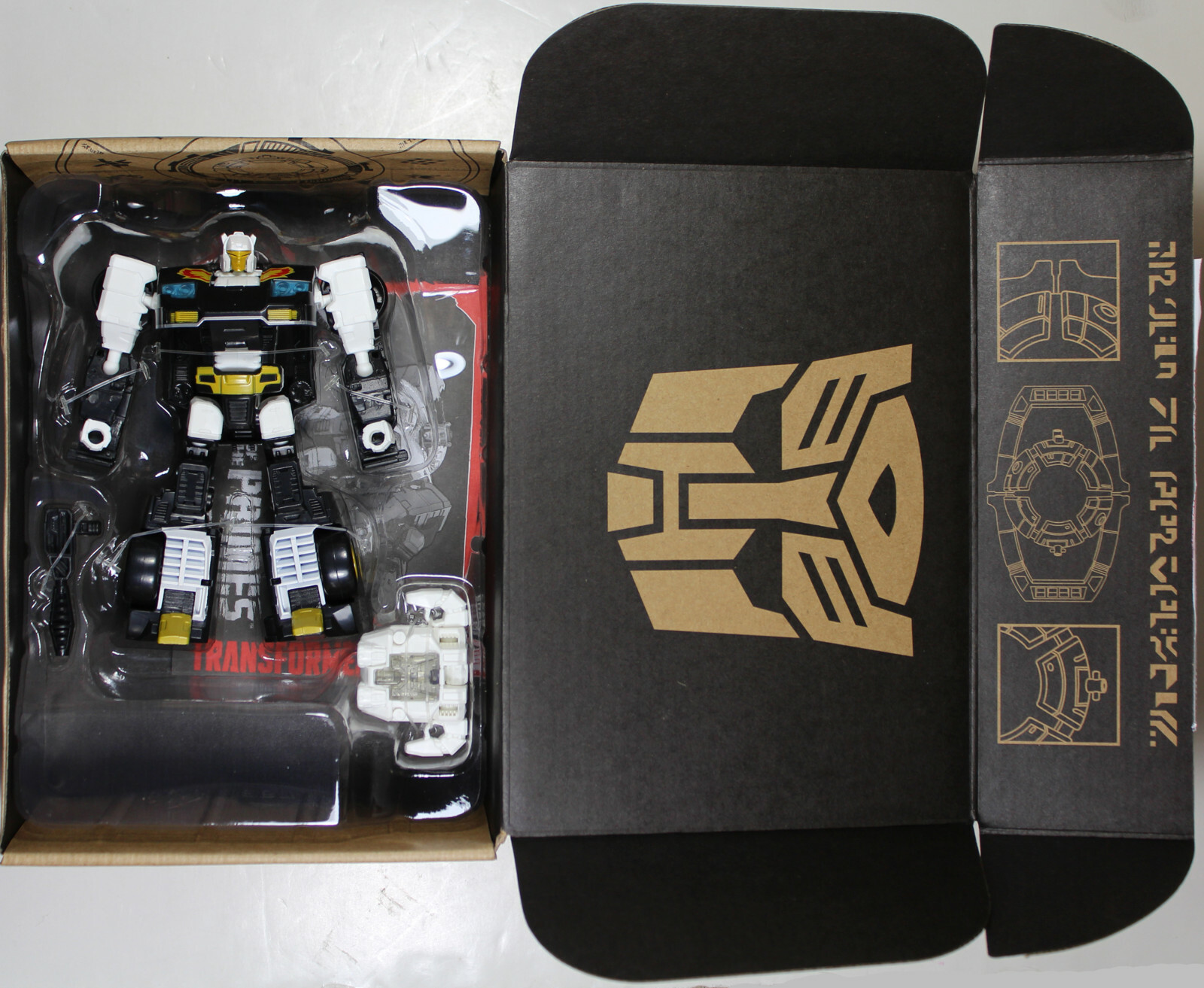 Transformers Generations Selects ~ RICOCHET AKA “STEPPER” FIGURE ~ Deluxe Class
