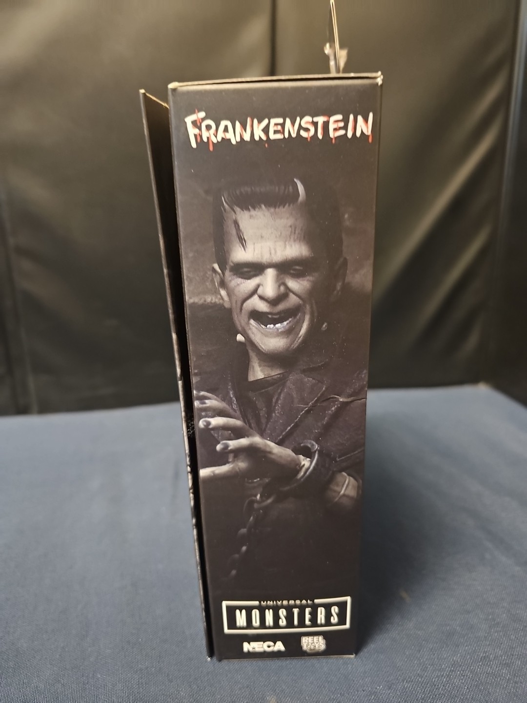 2 NECA THE ULTIMATE FRANKENSTEIN 7″ ACTION FIGURE BLACK & WHITE + COLOR NEW
