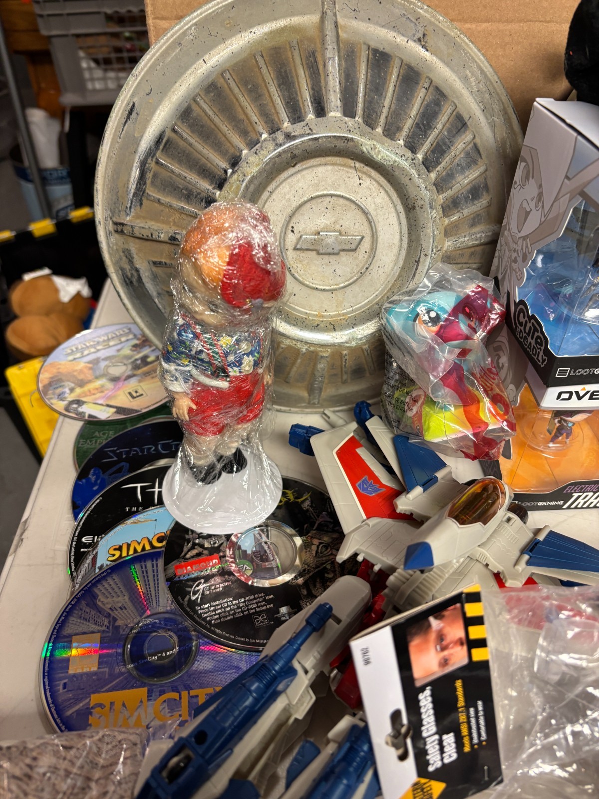 Estate Sale Lot – Electronics Video Games GPS Plush Miniatures Toys Glasses ETC