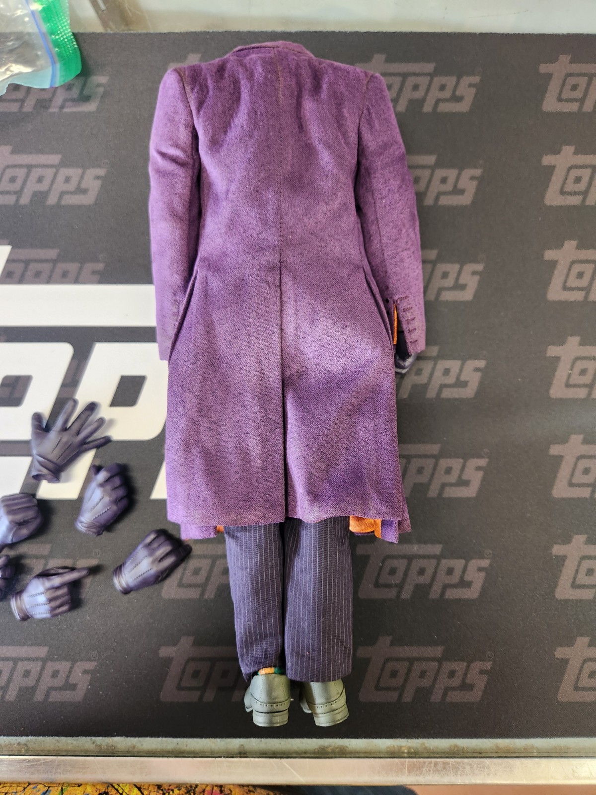 InArt Batman The Dark Knight Joker 1/6 Scale Body and Hands Loose Heath Ledger