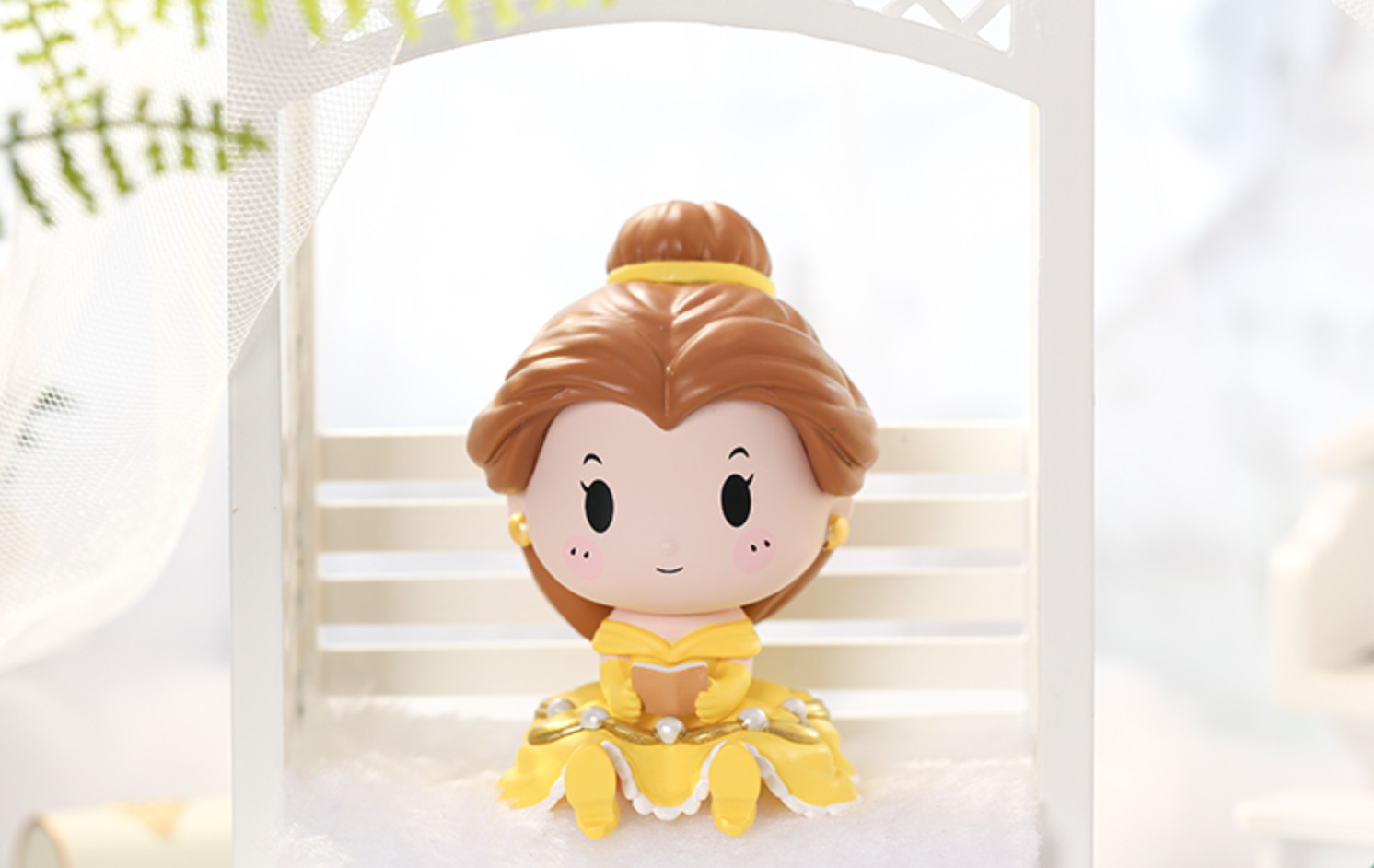 💡Pop Mart x Disney Princess Sitting Series One Blind Box w/ One Random Figure