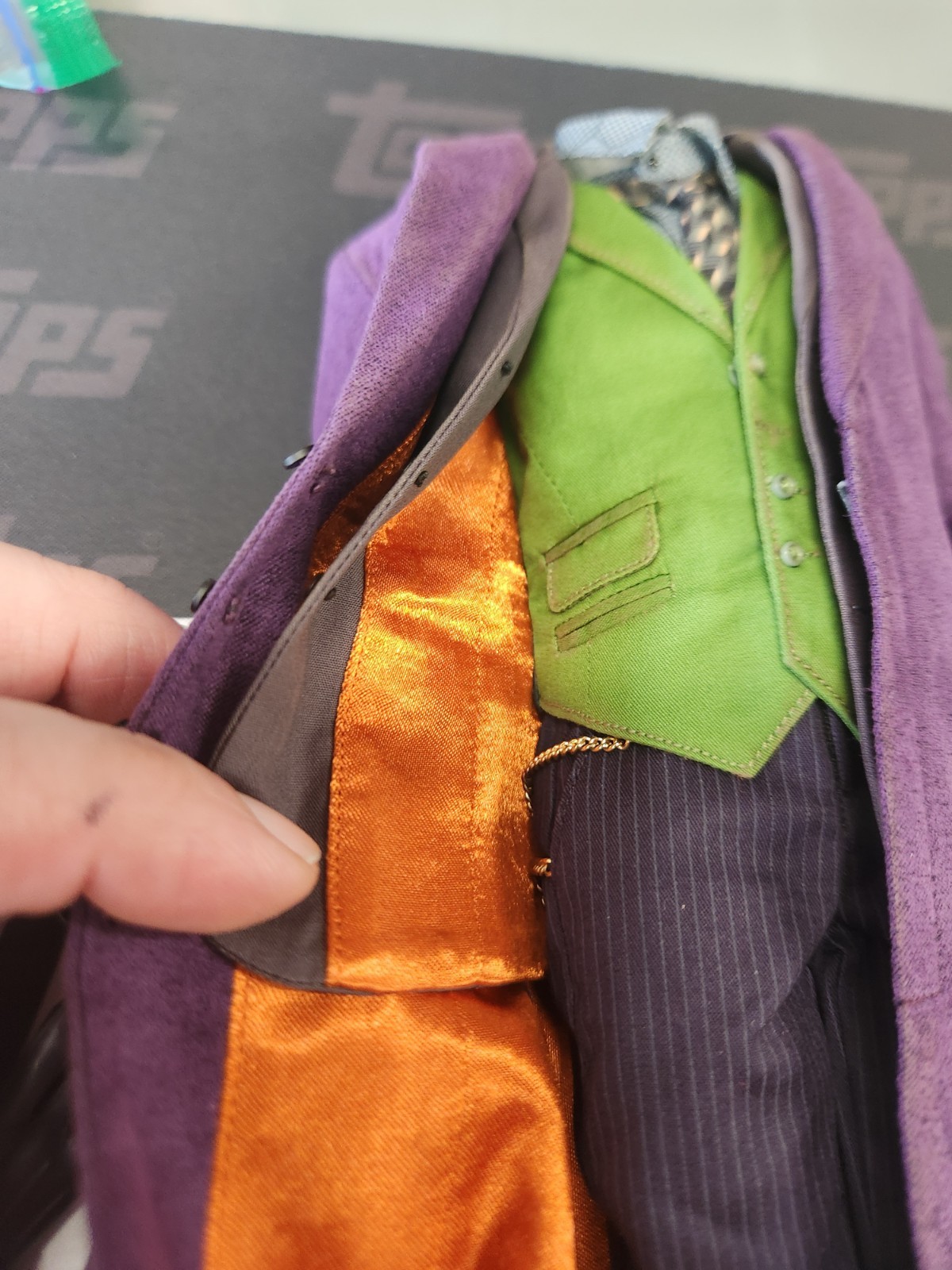 InArt Batman The Dark Knight Joker 1/6 Scale Body and Hands Loose Heath Ledger