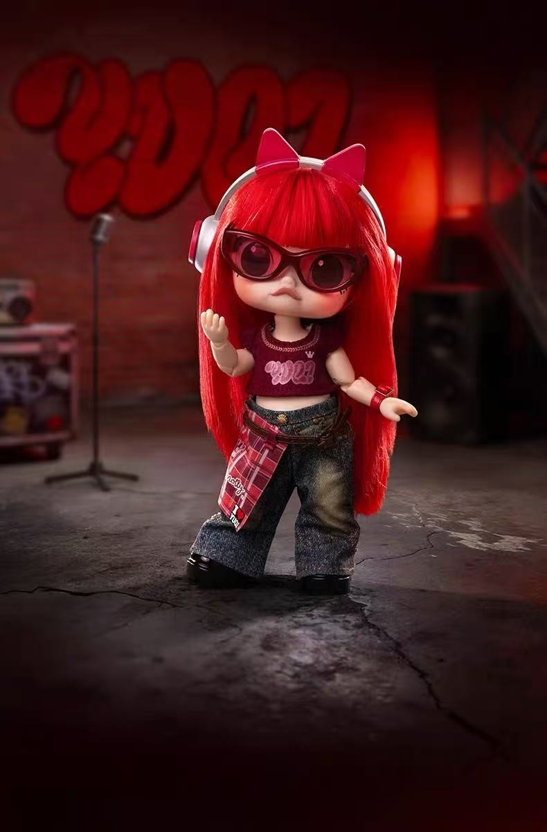 Authentic Pop Mart Molly × YUQI 1/8 Action Figure 1 Random Sealed NEW