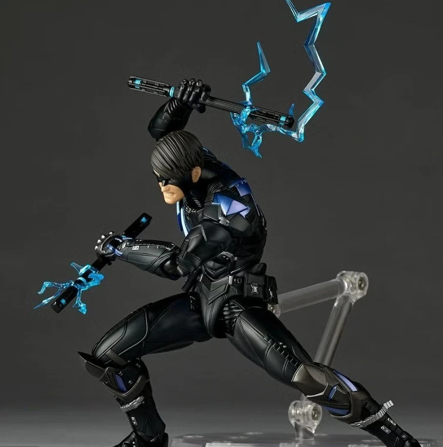 Kaiyodo Amazing Yamaguchi Revoltech Arkham Knight Nightwing with Bonus In Stock