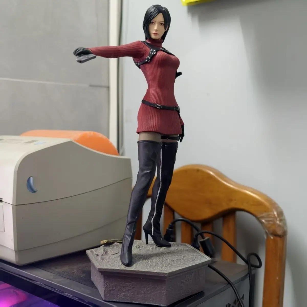 32cm Resident Evil Ada Wong PVC Action Figure Collectible Display Statue New Toy