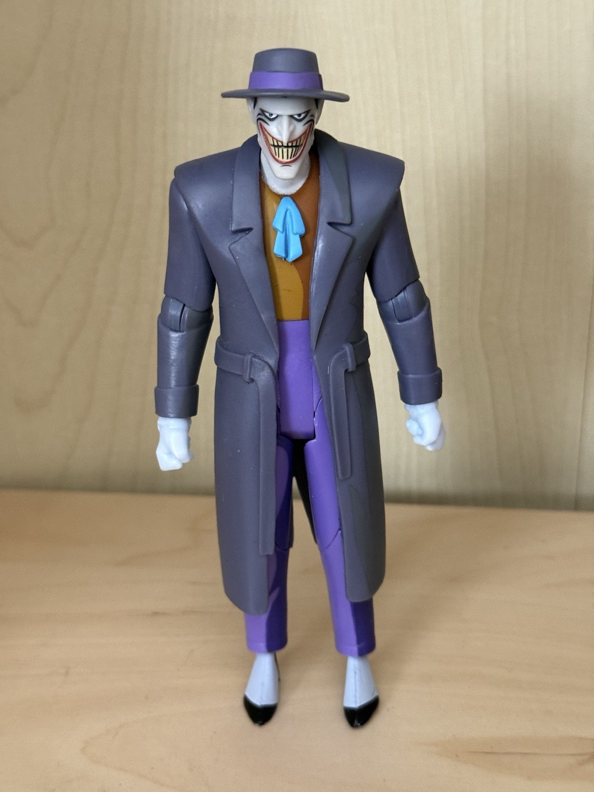 McFarlane Toys Batman: The Animated Series 6″ Joker Trench Coat LOOSE