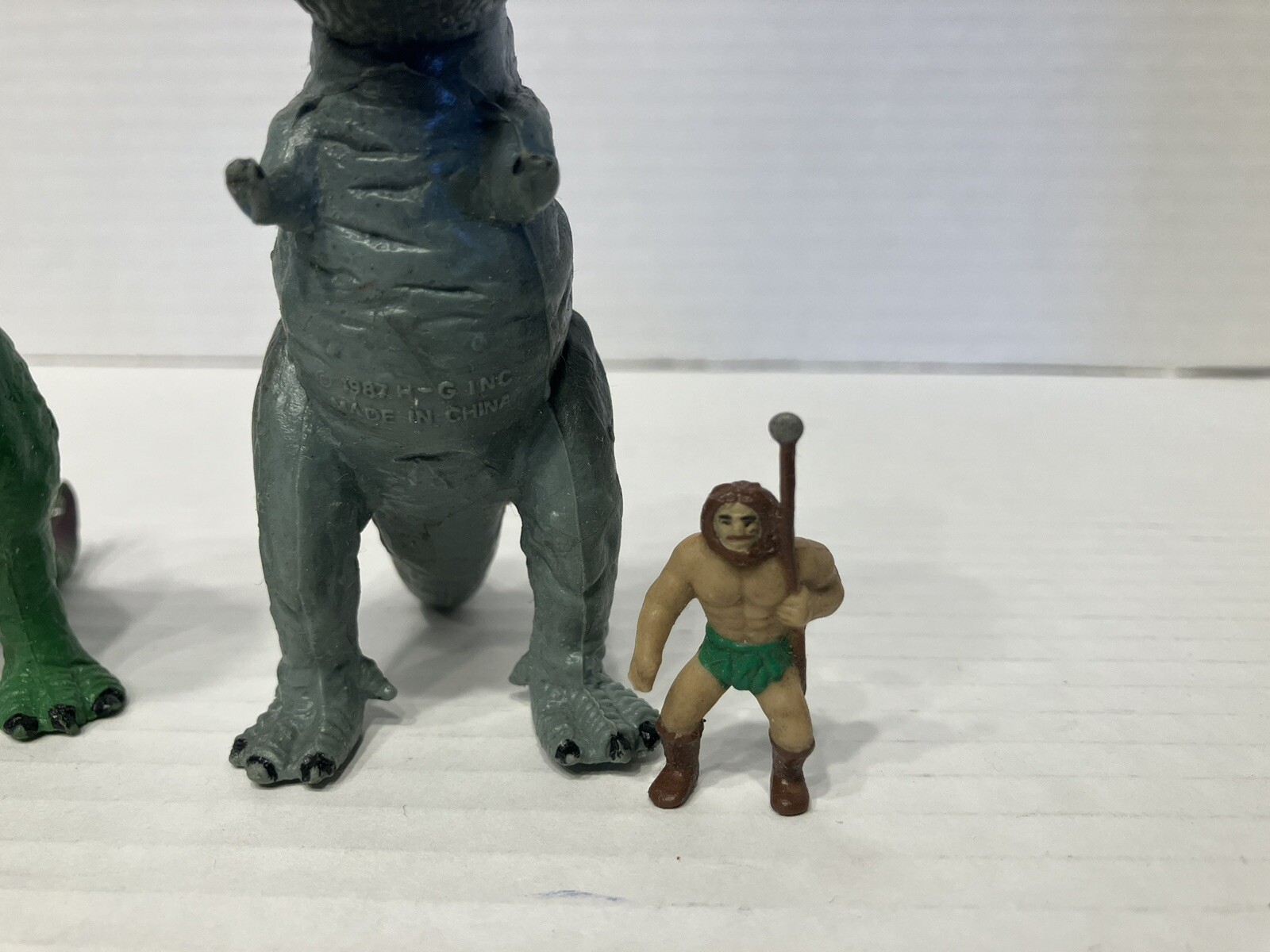 Vintage 1987 Dinosaur Warrior Tyrannosaurus Brontosaurus Caveman HG Toys Lot