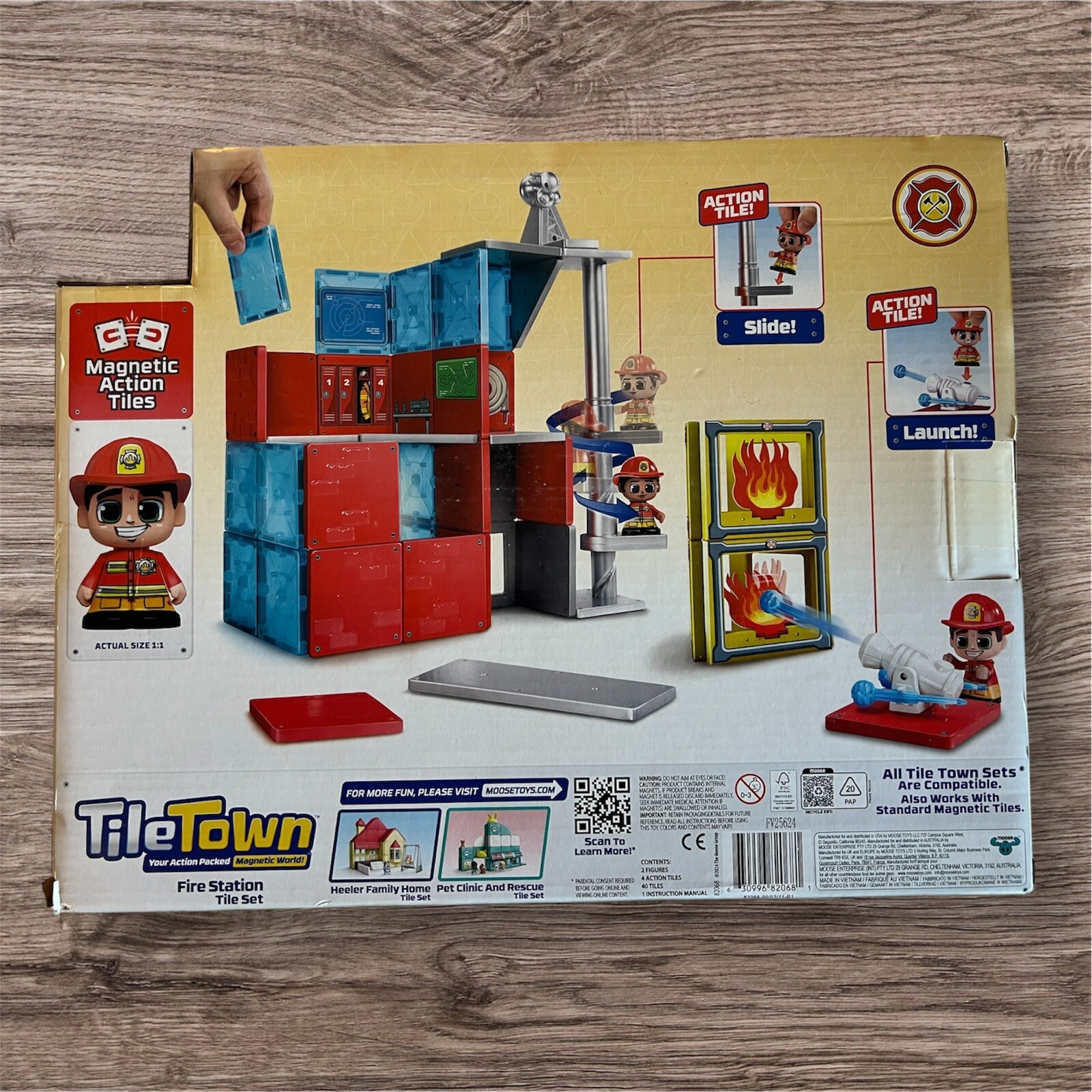 Tile Town Fire Station Magnetic Tiles Playset