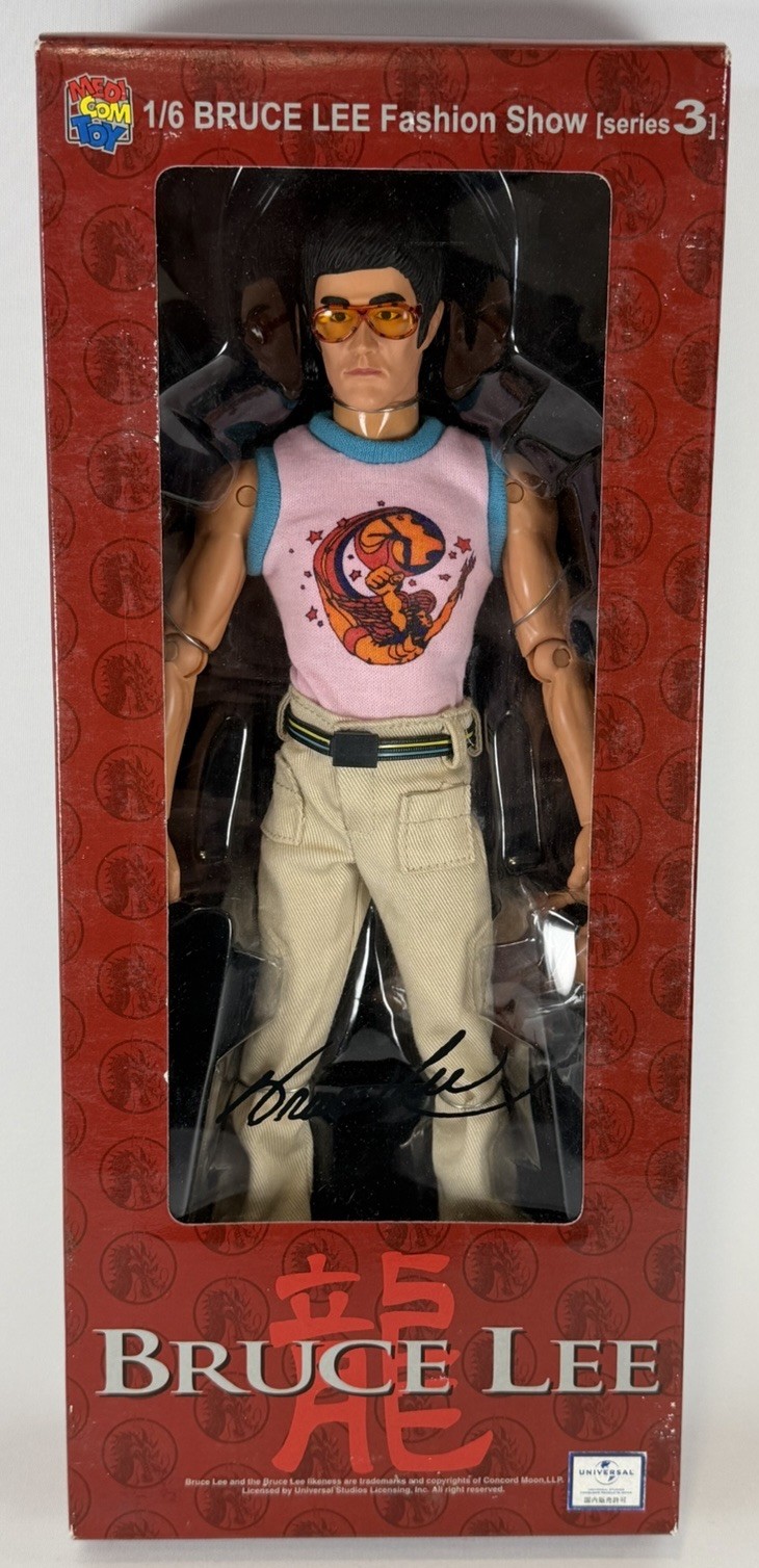 BRUCE LEE FASHION SHOW MEDICOM TOY FIGURE – SERIES 3 MODE 15 PRINTED TANK TOP