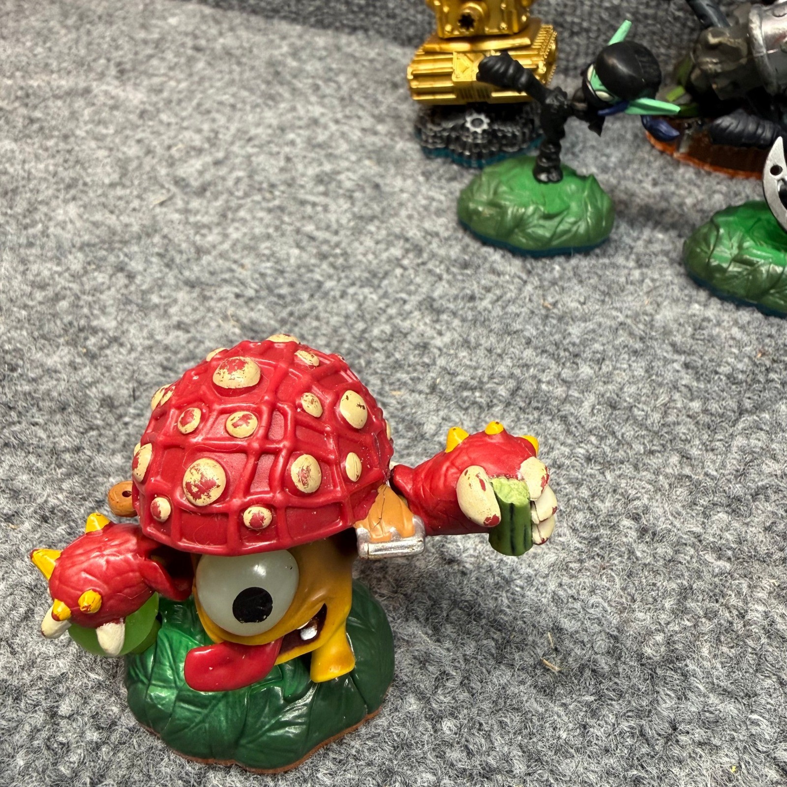 Skylanders Lot 11 Broken Figures Spyro’s Adventure Giants Swap Force