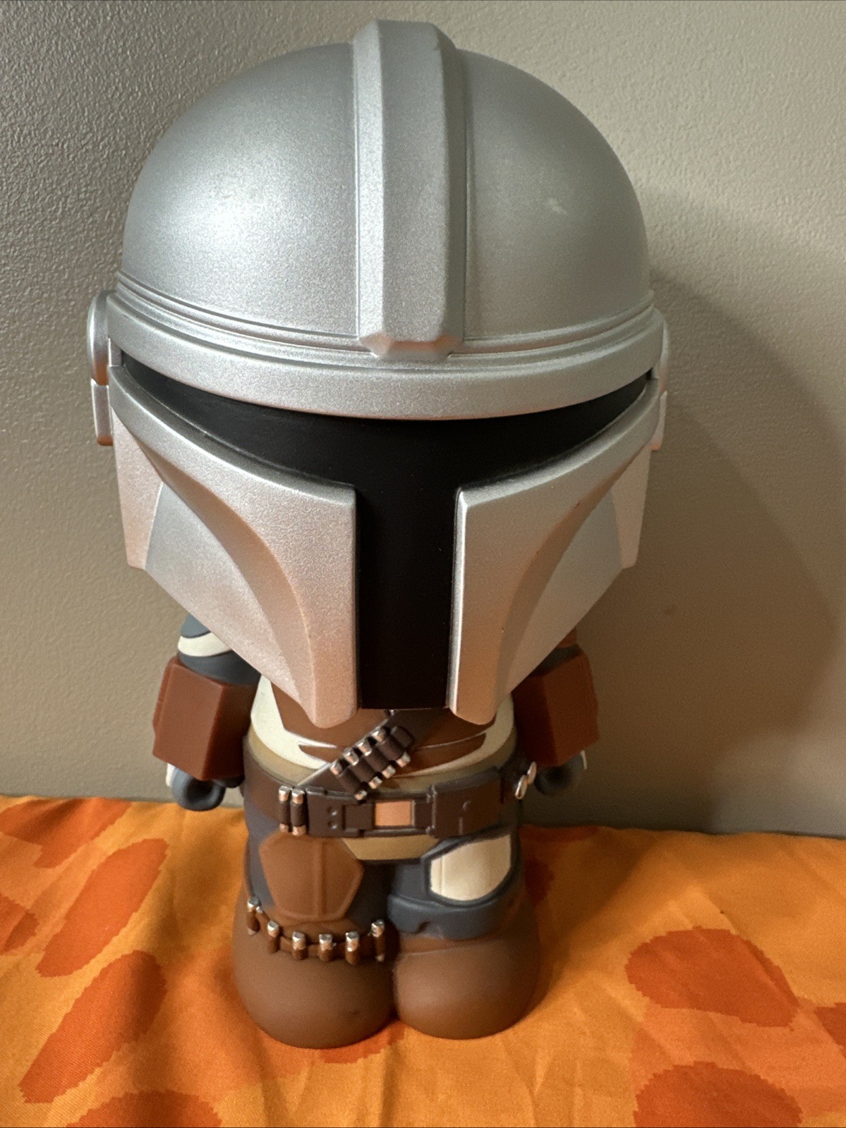 Star Wars The Mandalorian PVC Figural Cute Money Bank Coin Slot In The Back 2020