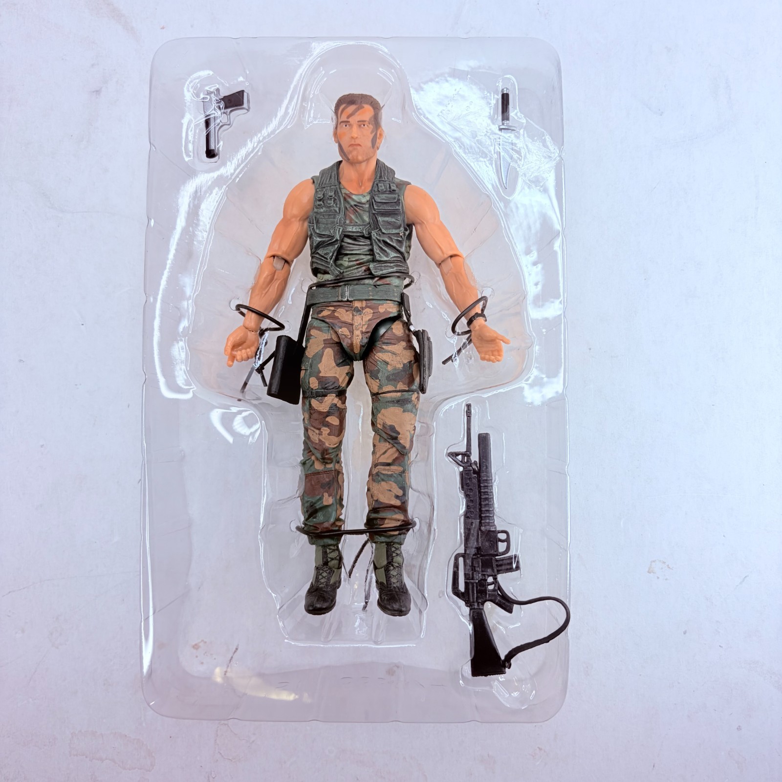 Predator 30th Anniversary Jungle Patrol Dutch 7-inch Action Figure Toy Gift