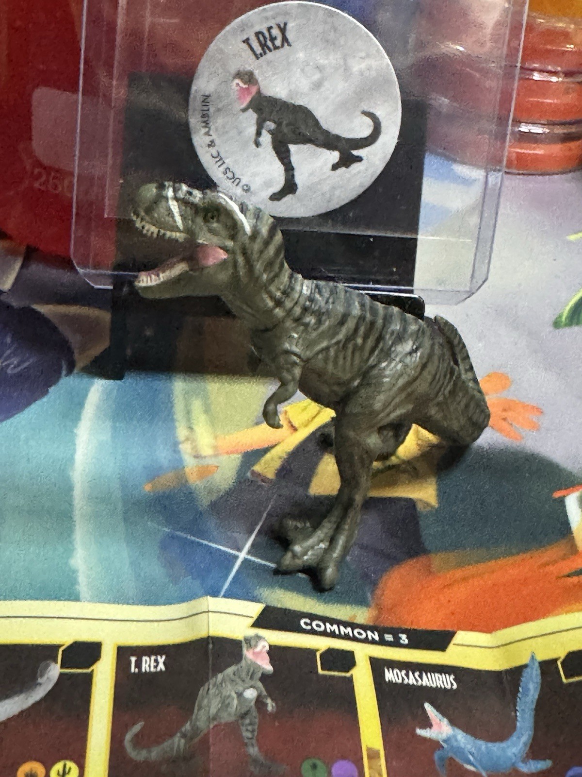 Jurrasic World Captivz – Clash Edition – T Rex Tyrannosaurus Rex With Token