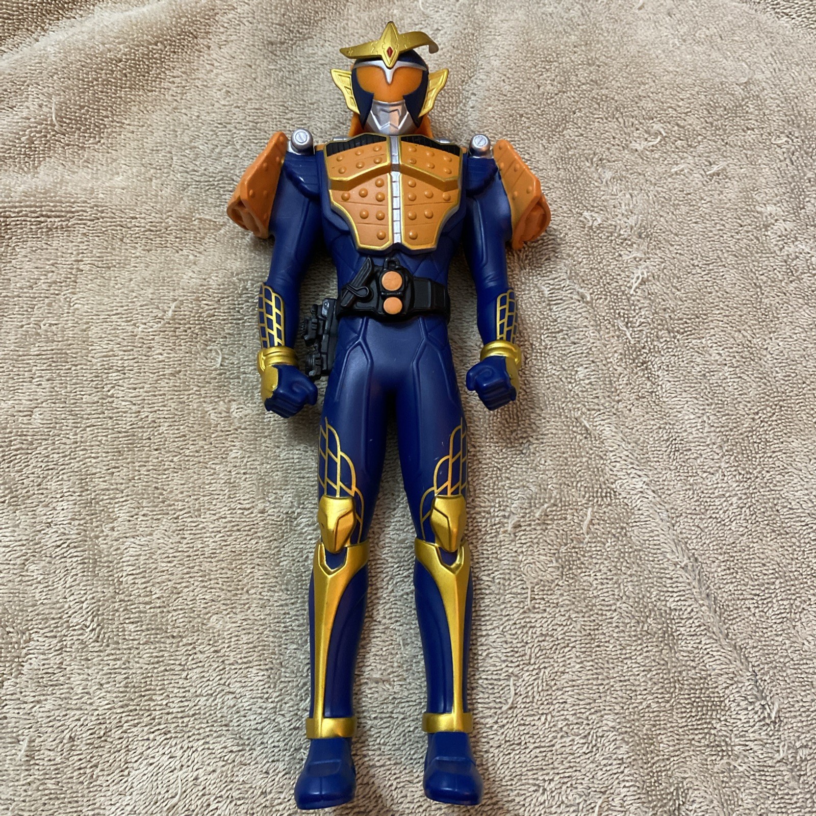 2013 Bandai Kamen Masked Rider Gaim Orange Arms 9.5″ Vinyl Figure