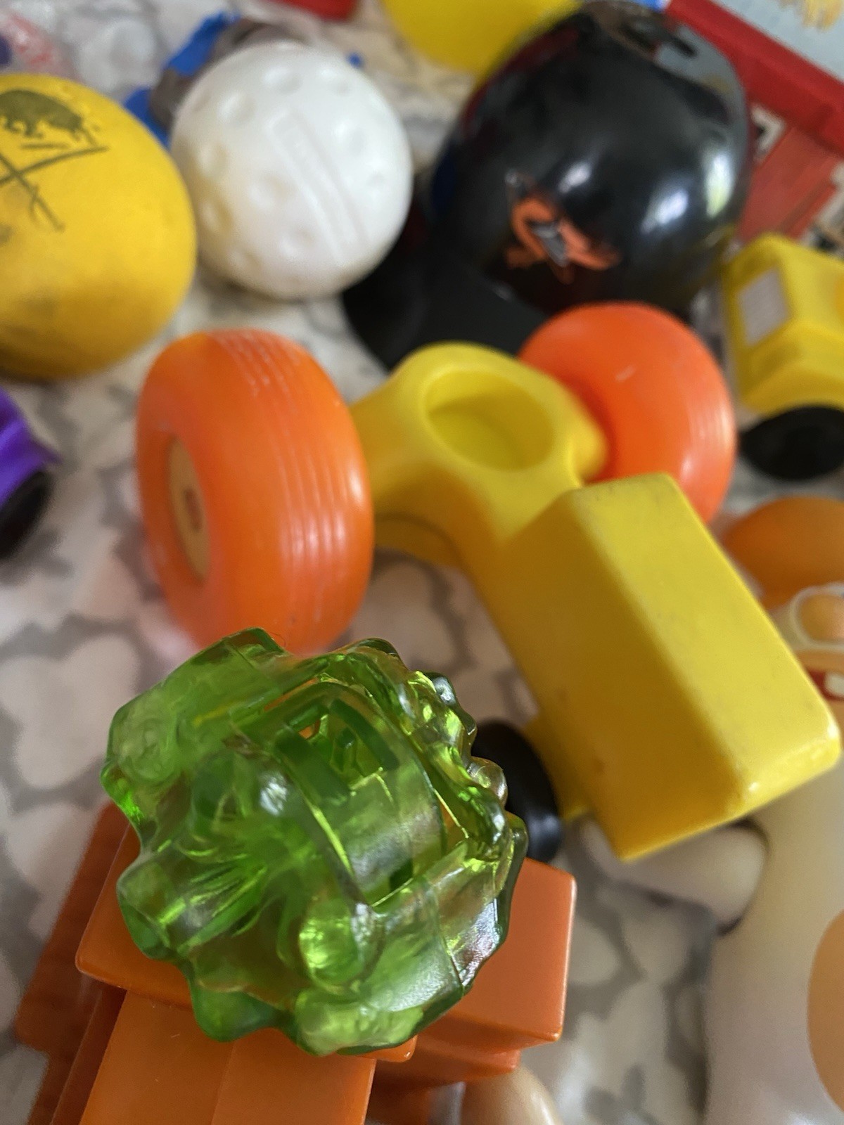 Lot Of 60 Vtg Kids Toys Figures Mixed Lot Fun 70s 80s 90s Y2K Fisher price Disne