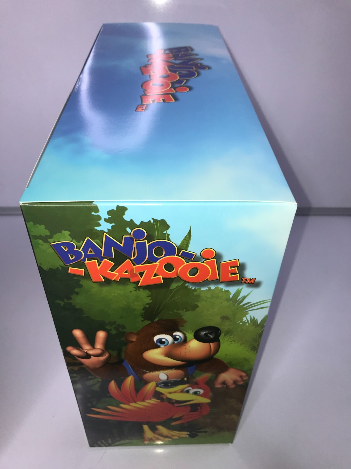 Banjo-Kazooie 8-Inch Banjo and Kazooie FLOCKED Action Figure 2-Pack DNA toys