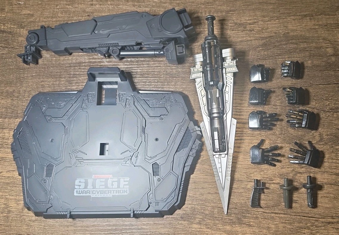 ThreeZero DLX Transformers Megatron – War For Cybertron