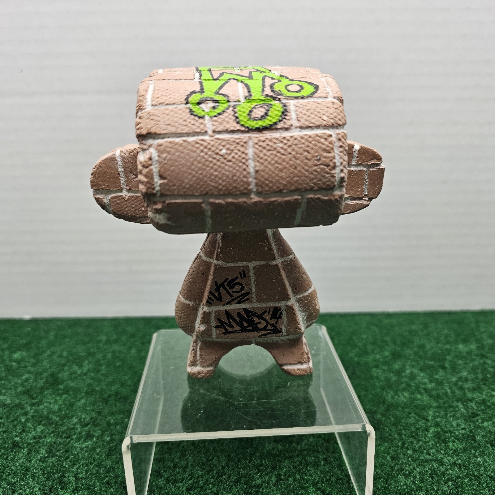 MAD*L Ceramic/Brick Qube 5″ 1/1 Signed by Jeremy Madl