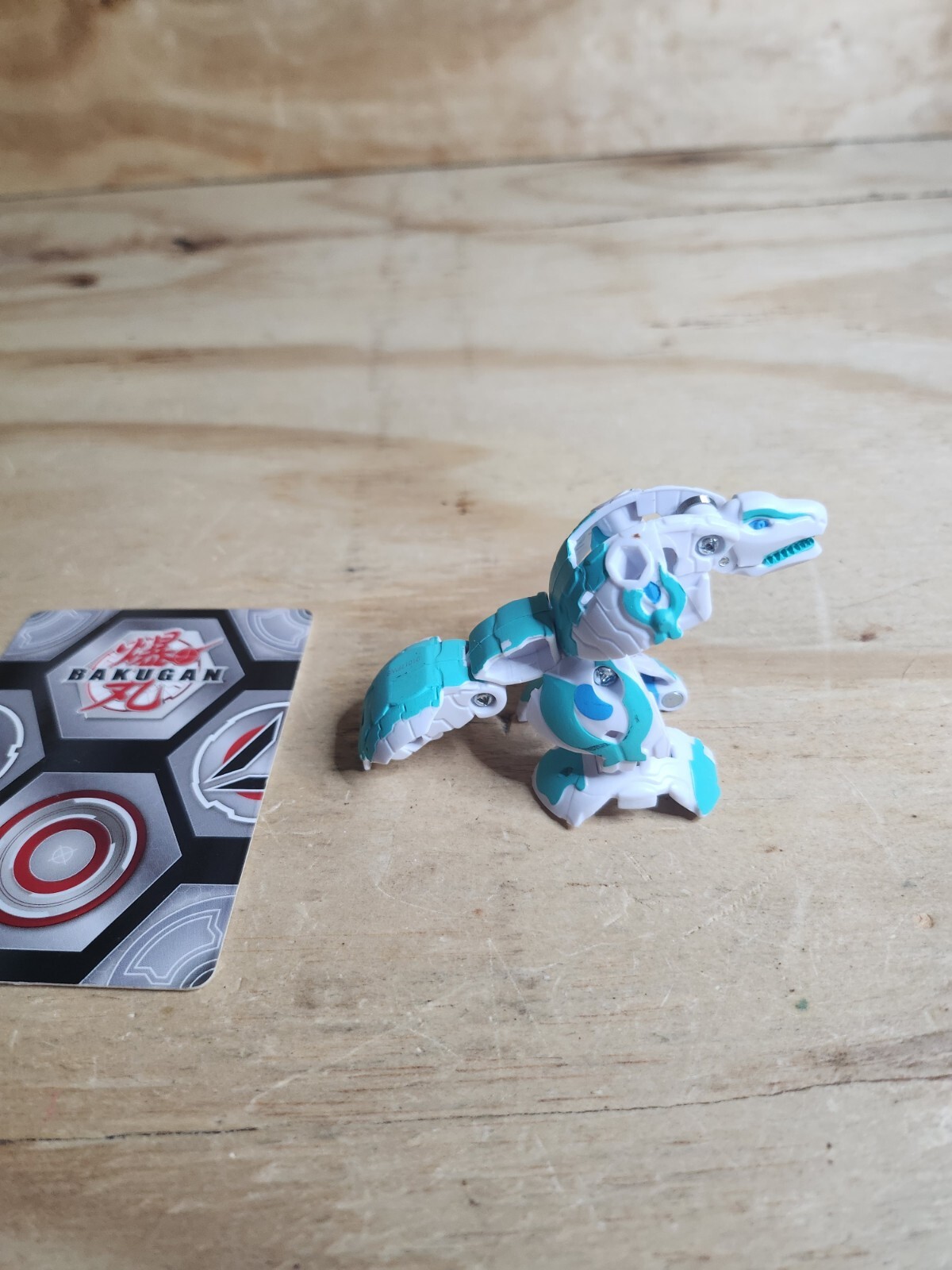 Bakugan Haos Trox Armored Alliance White Teal Core Brawler w/Character Card 600G