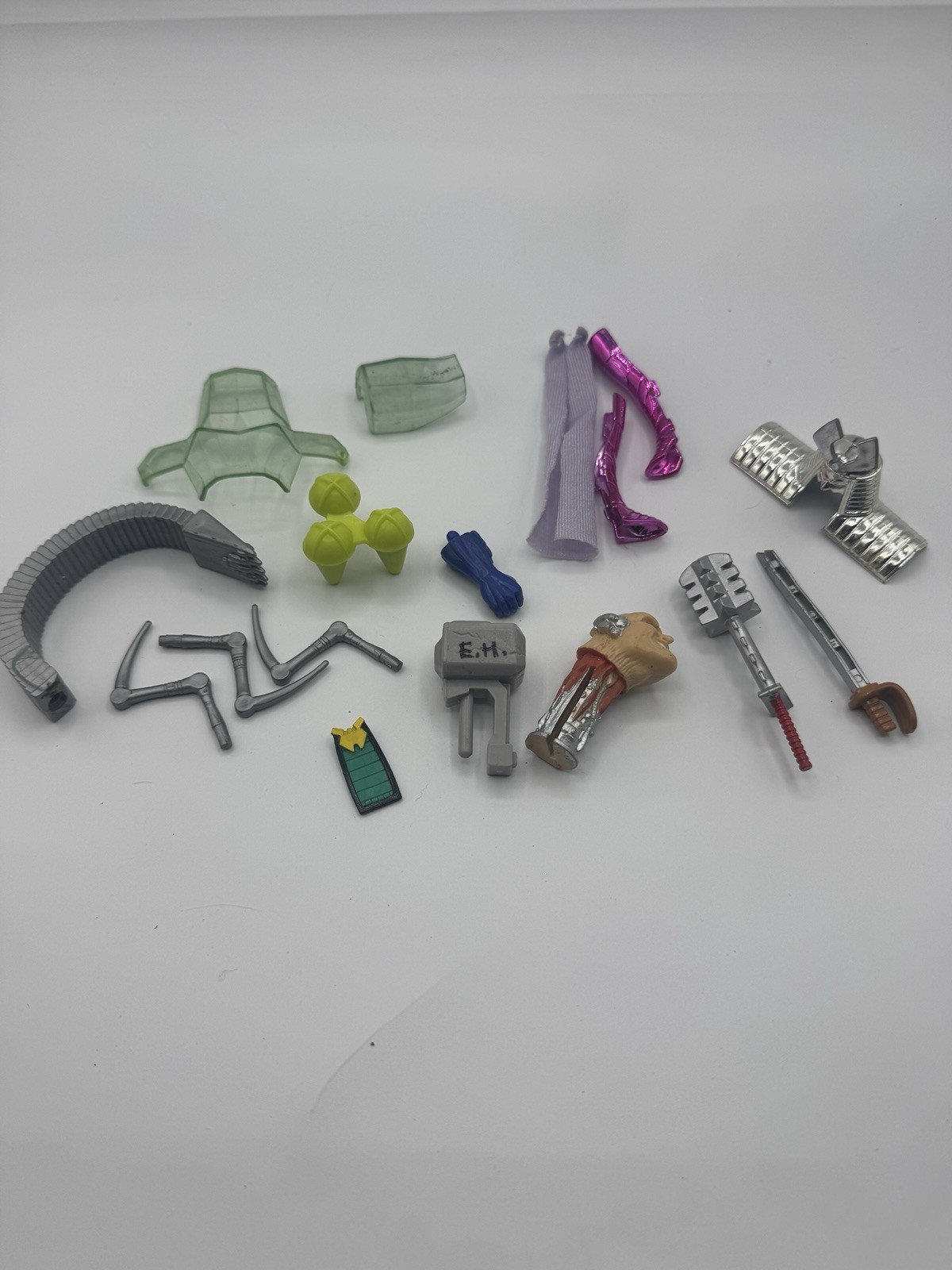 Vintage 90’s Toy Biz X-Men Marvel Action Figure Accessories & Parts Mixed Lot