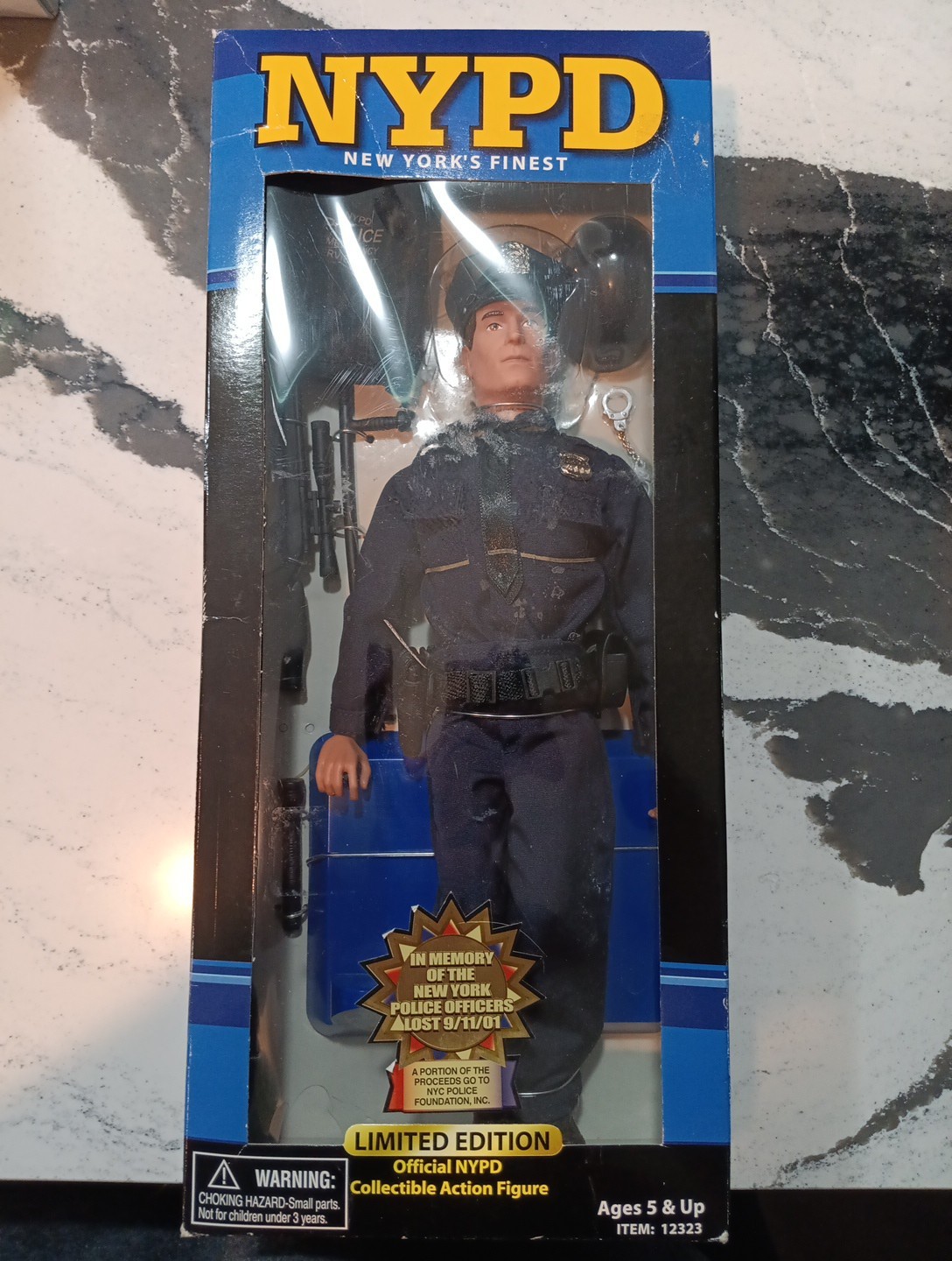 NYPD 9/11 Tribute New York’s Finest Collectible Action Figure Real Heroes T624