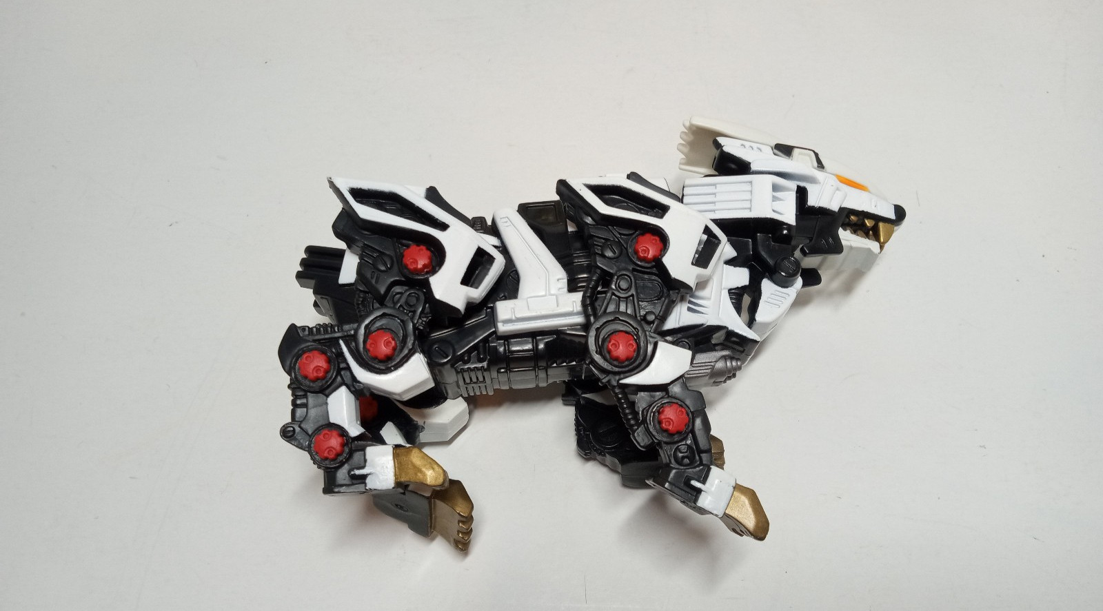 Lot Mobile Fighter Gundam Dragon Maxter 7″ Figure Bandai 2001 + Zoids White Lion