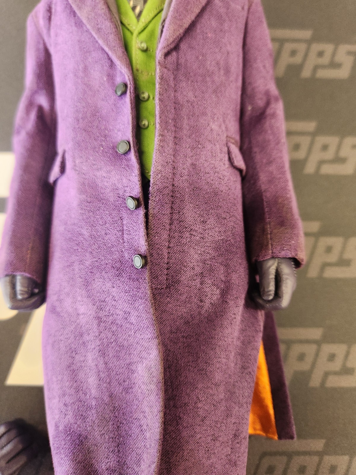 InArt Batman The Dark Knight Joker 1/6 Scale Body and Hands Loose Heath Ledger