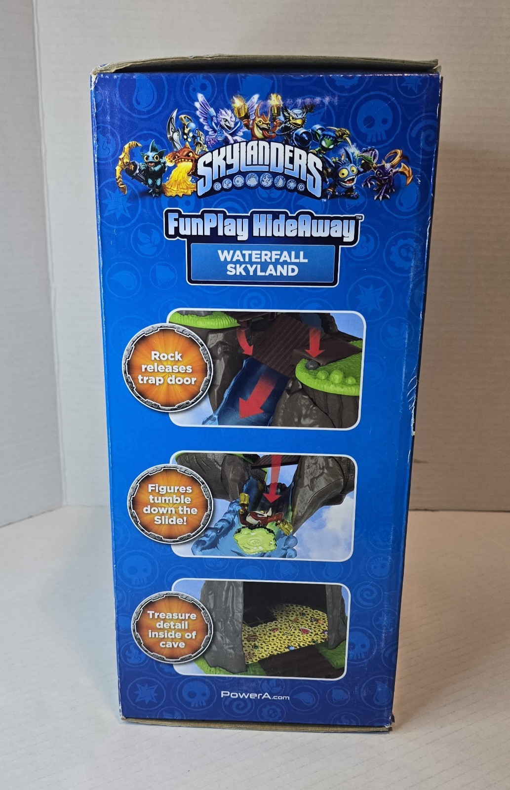 PowerA Skylanders FunPlay HideAway Figure Waterfall Skyland Display&Playset *NEW