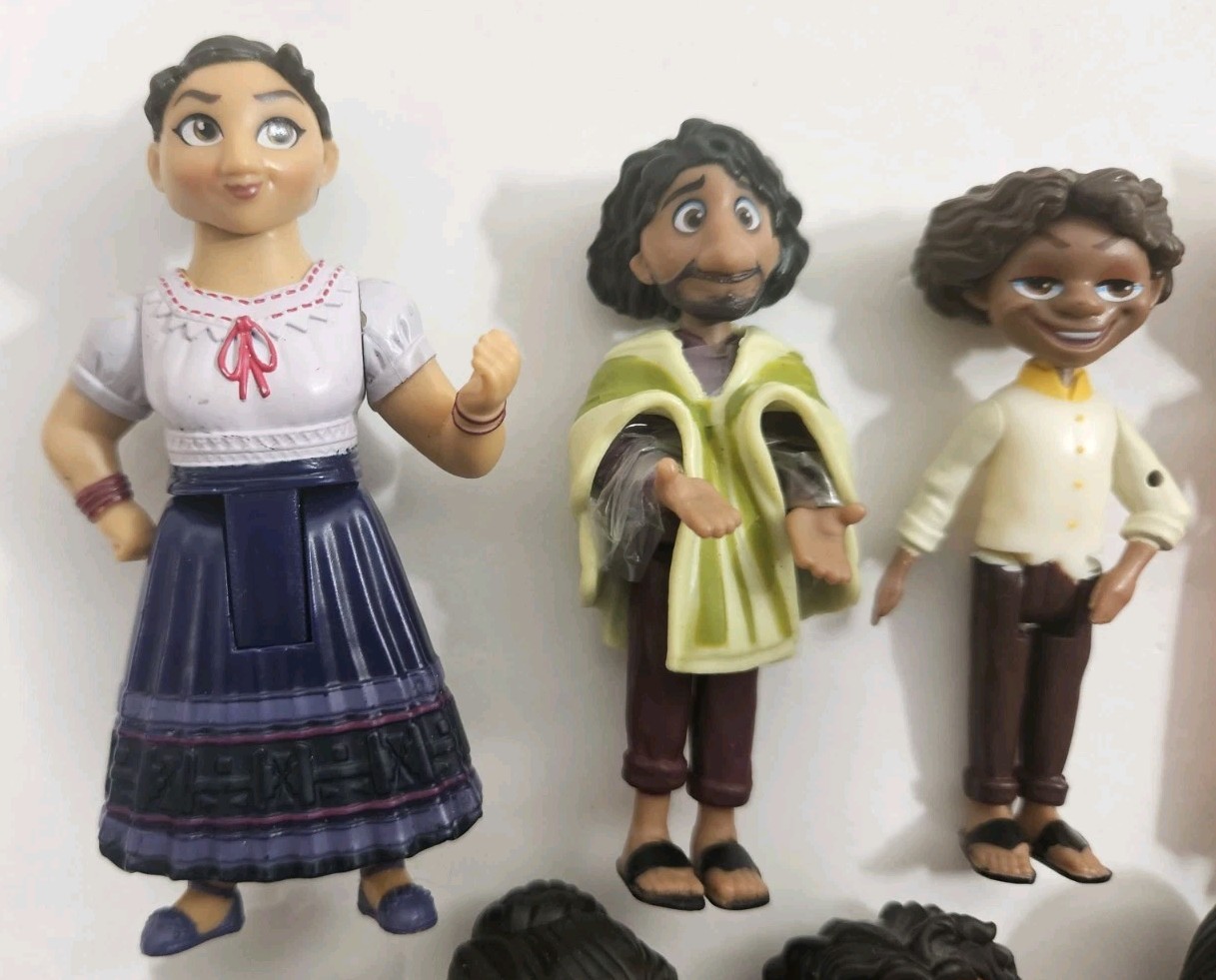 Disney Encanto 2.75″ – 3″ Figures Lot of 9 Cake Toppers JAKKS Pacific