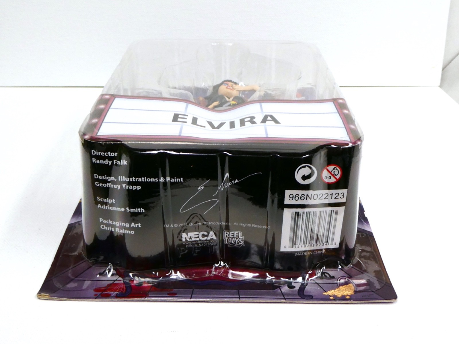 Neca Toony Terrors – Elvira – Elvira 40 Years – 6” Figure