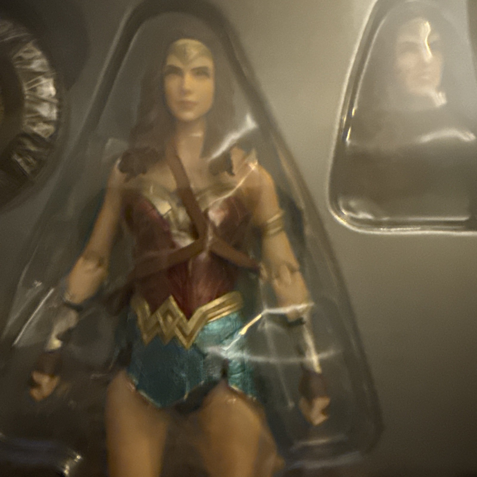 New Wonder Woman 6″ Action Figure DC Comics Mafex #48 Medicom Toy Gal Gadot